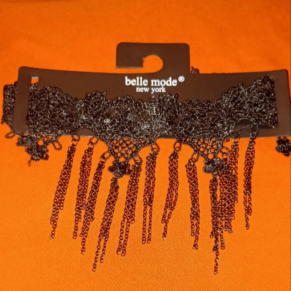 Black Lace Choker w/ Chain Link Embellishment OSFM - Picture 1 of 2